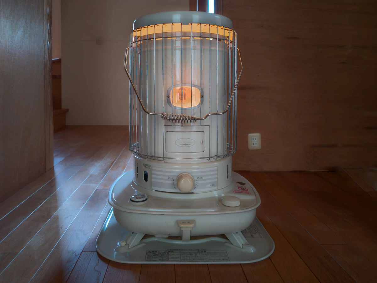 166.石油ストーブ 送料無料 PASECO(パセコ) 対流形石油ストーブ JKH-1 アルパイン